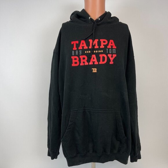 TB!2 Tom Brady Tampa Bay Buccaneers Hoodie Sweatshirt Mens Size XL Football - Picture 2 of 4